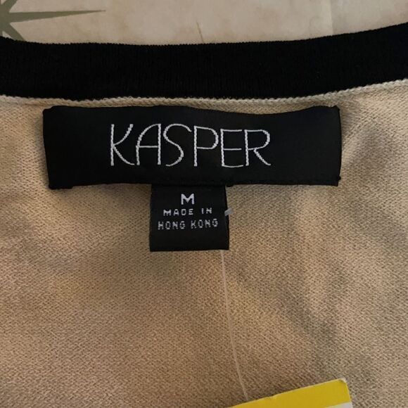 NWT Kasper Women’s Button Top Size Medium - Picture 4 of 6